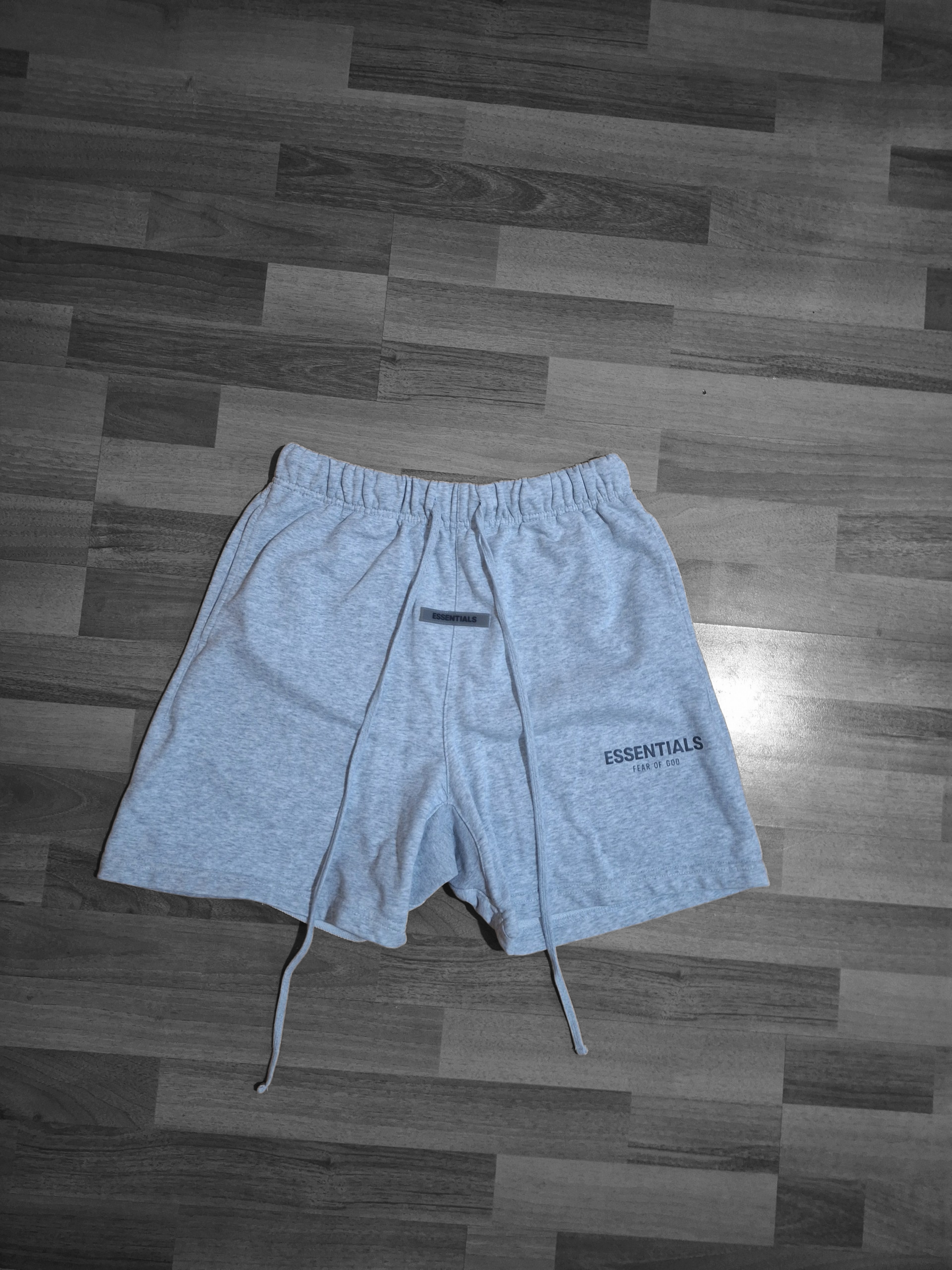 Шорти Fear of God Essentials Sweat Shorts Grey - Размер S - Чисто нови
