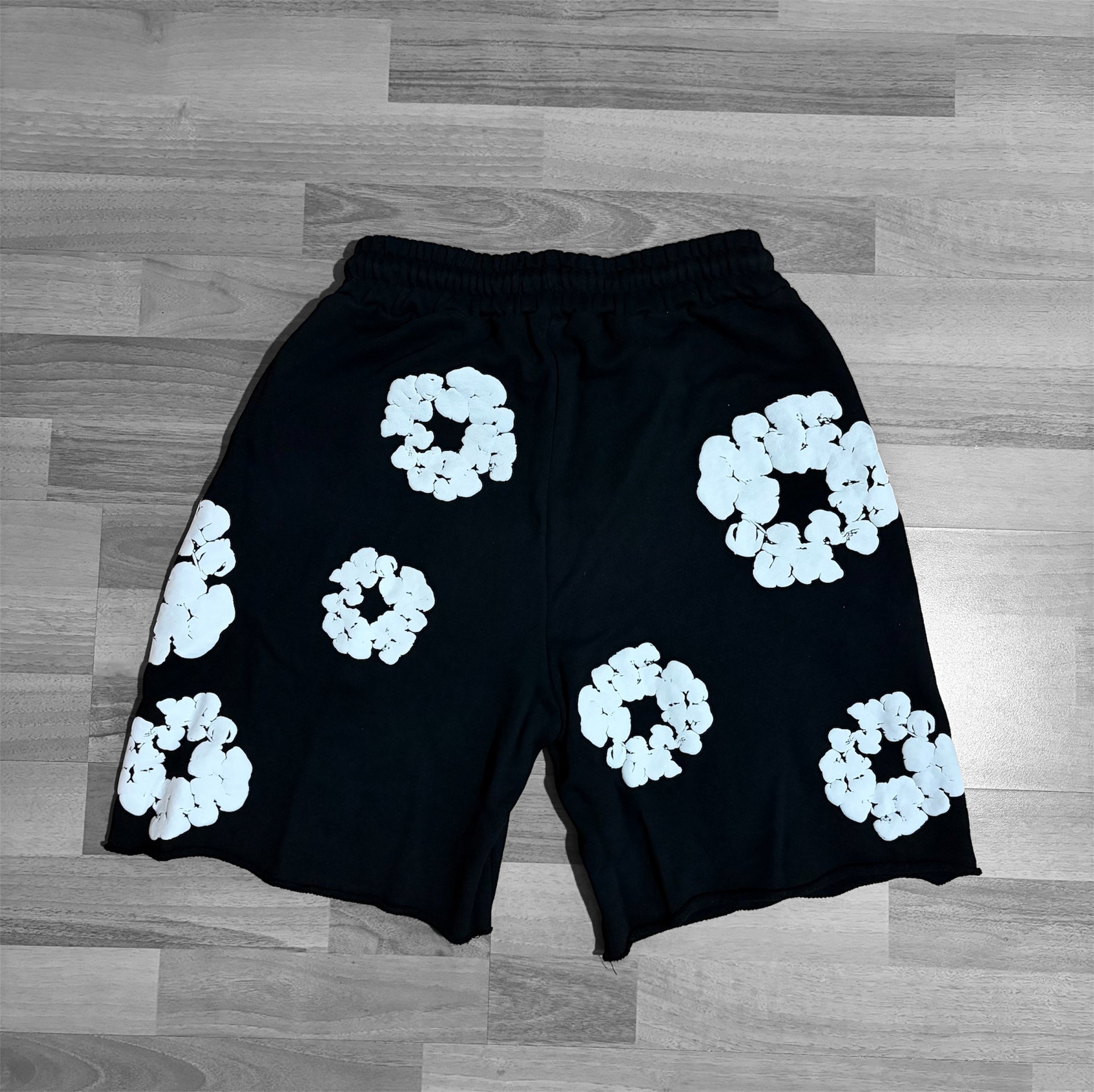 Denim Tears Black Cotton Shorts with White Floral Wreath Print