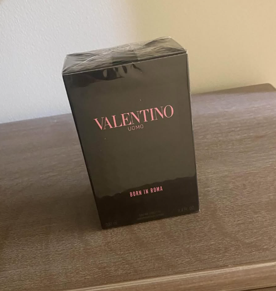 Valentino Uomo Born In Roma Intense