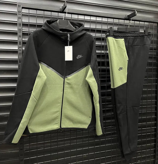 🔥NIKE TECH FLEECE OLIVE/BLACK 🫒🖤